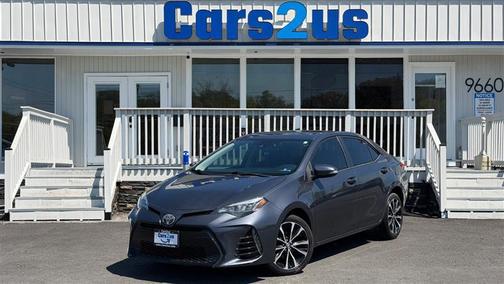 Gray 2018 Toyota Corolla SE