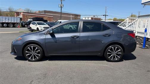 Gray 2018 Toyota Corolla SE