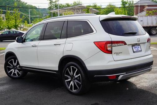 2019 Honda Pilot Touring 8-Passenger