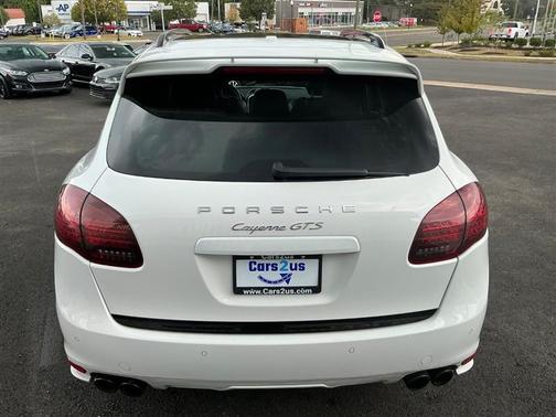 2013 Porsche Cayenne GTS