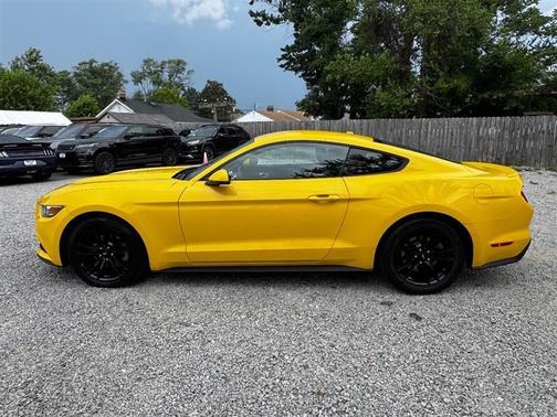 2017 Ford Mustang EcoBoost