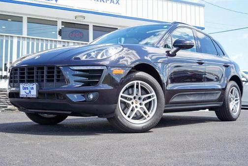 2017 Porsche Macan Base