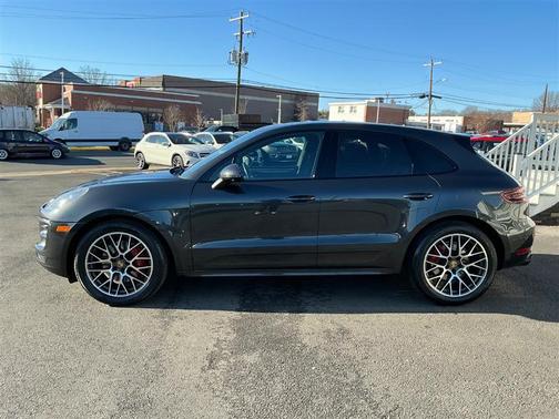 2017 Porsche Macan GTS