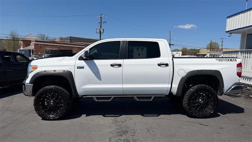Super White 2016 Toyota Tundra SR5