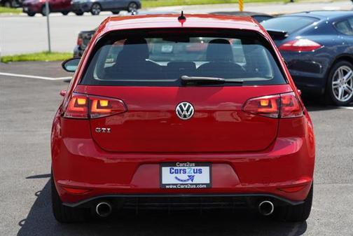 2015 Volkswagen Golf GTI 2.0T S 4-Door