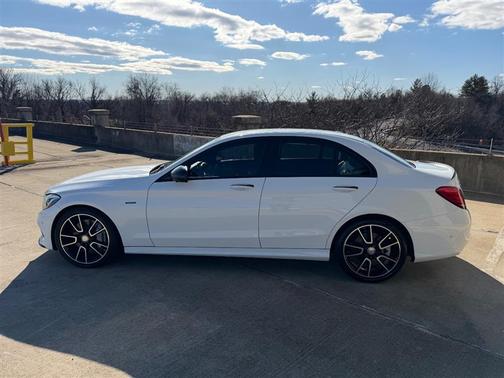 2016 Mercedes-Benz C-Class 4MATIC