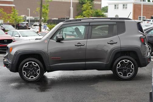 2017 Jeep Renegade Trailhawk