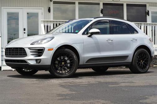 2016 Porsche Macan S