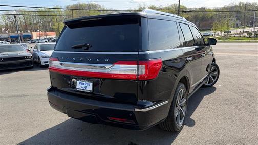 Infinite Black Metallic 2019 Lincoln Navigator Reserve