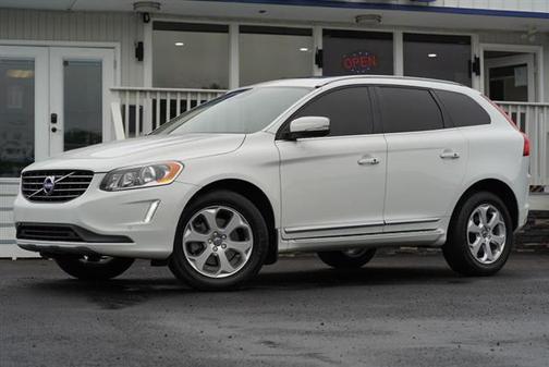 2016 Volvo XC60 T5 Premier