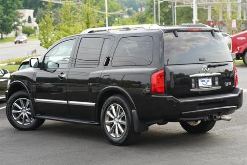 2010 INFINITI QX56 Base