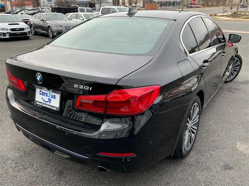 2018 BMW 530 530i