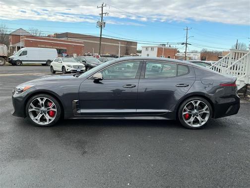 2021 Kia Stinger GT1