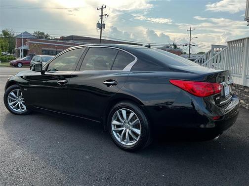 2017 INFINITI Q50 2.0T Premium