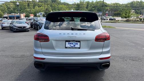 Rhodium Silver Metallic 2016 Porsche Cayenne Cayenne
