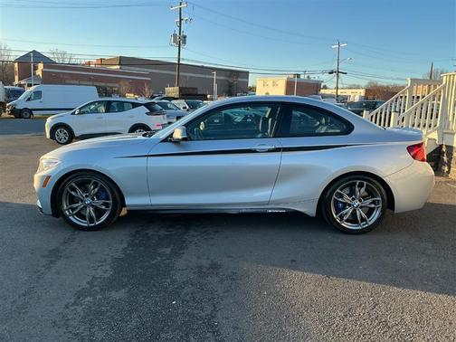 2017 BMW M240 i