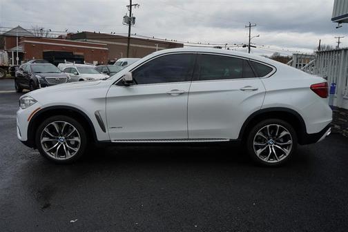 2016 BMW X6 xDrive50i