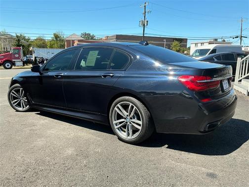 2019 BMW 750 i xDrive