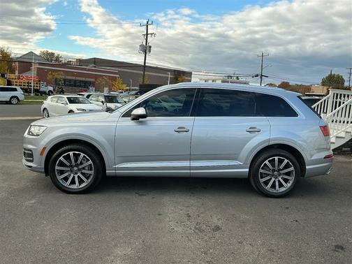 2017 Audi Q7 3.0T Premium