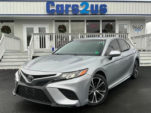 2018 Toyota Camry SE