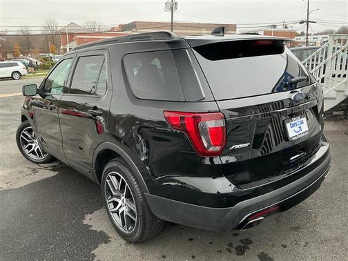 2017 Ford Explorer sport