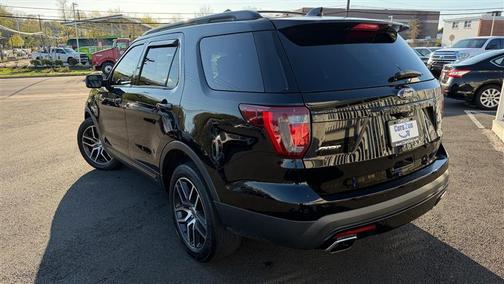 White Platinum Metallic Tri-Coat 2017 Ford Explorer sport