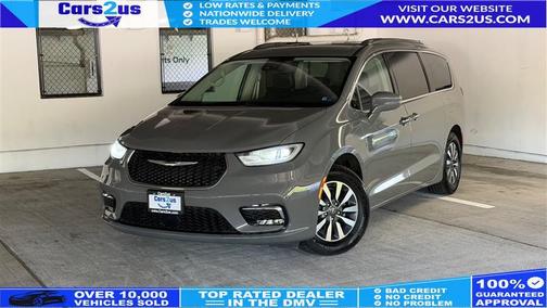 Gray 2021 Chrysler Pacifica TOURING L