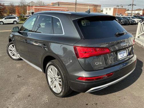 2018 Audi Q5 PREMIUM PLUS/TECH PREMIUM PLUS