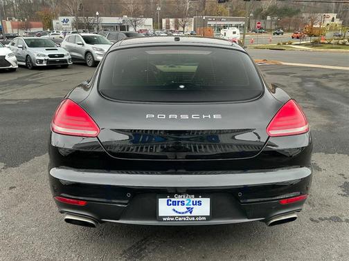 2014 Porsche Panamera 4