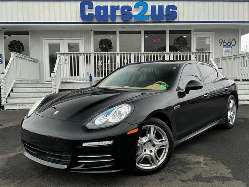 2014 Porsche Panamera 4