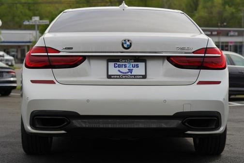 2018 BMW 750 i xDrive