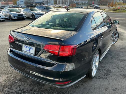 2017 Volkswagen Jetta GLI