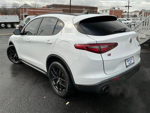 2019 Alfa Romeo Stelvio Ti Sport