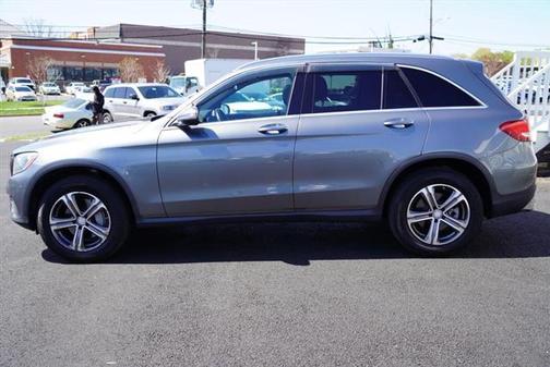 2017 Mercedes-Benz GLC 300 4MATIC