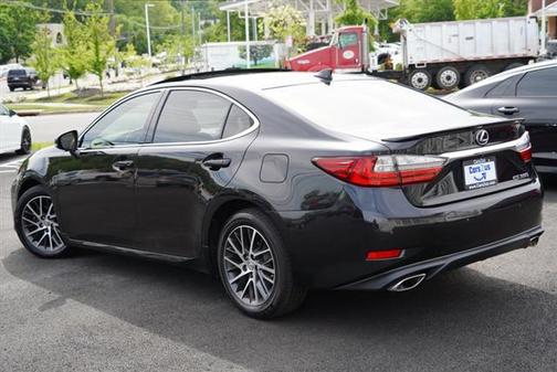 2017 Lexus ES 350 Base