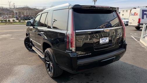 2018 Cadillac Escalade Luxury