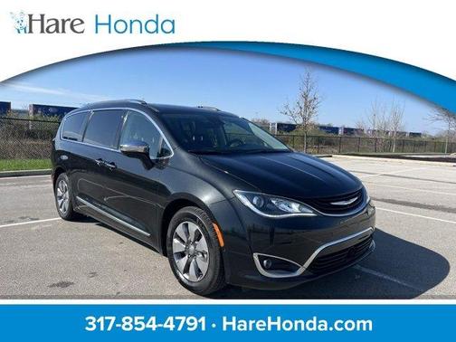 2018 Chrysler Pacifica Hybrid Limited