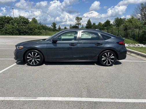 2022 Honda Civic EX-L