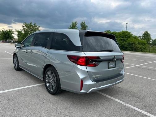 2025 Honda Odyssey Touring