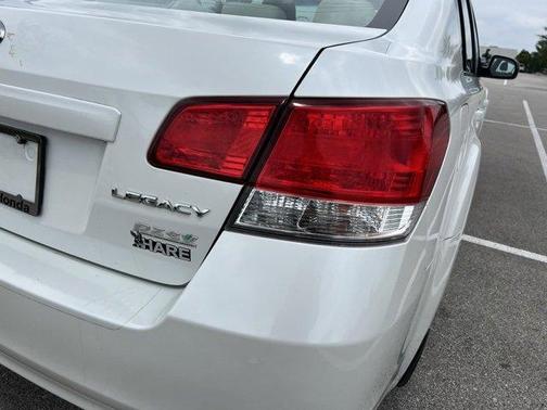 2012 Subaru Legacy 2.5i Premium