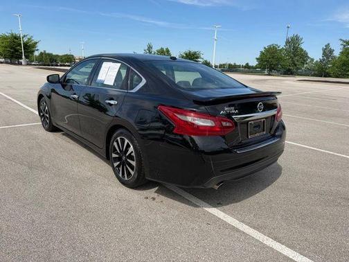 Black 2018 Nissan Altima 2.5 SL