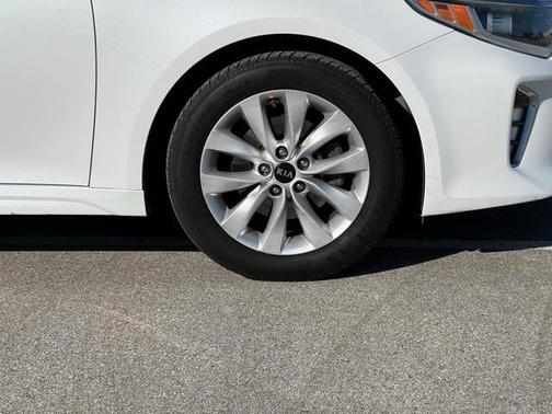 2018 Kia Optima S