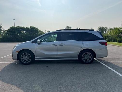 2025 Honda Odyssey Touring