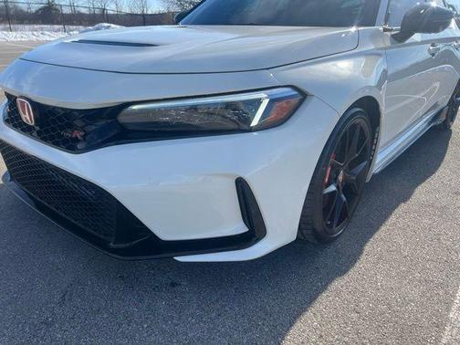 2024 Honda Civic Type R Base