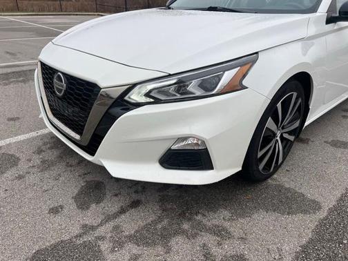 2021 Nissan Altima 2.5 SR