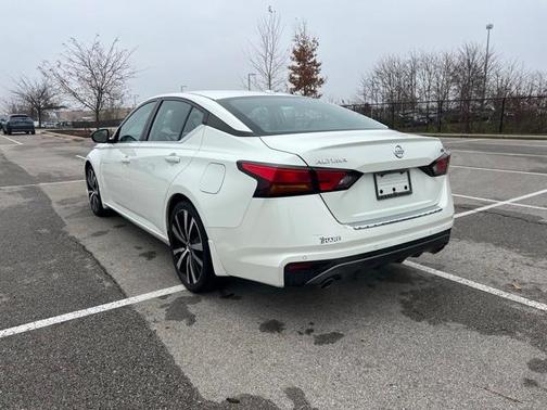 2021 Nissan Altima 2.5 SR