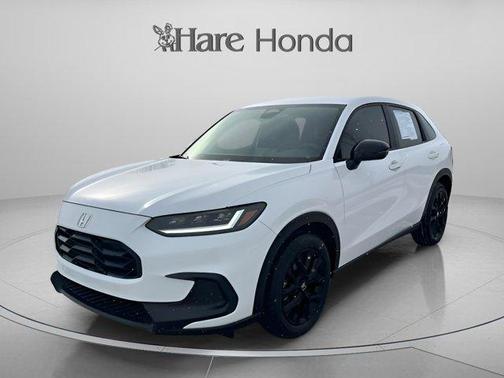 Platinum White Pearl 2025 Honda HR-V Sport