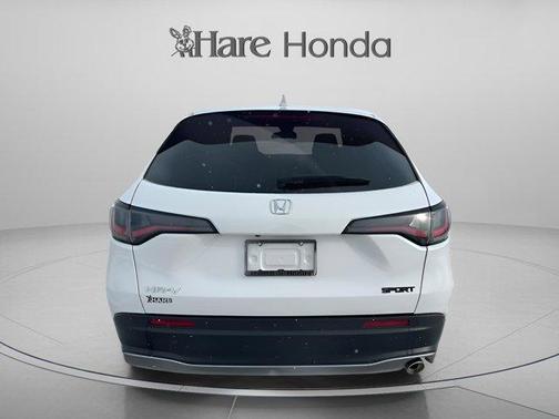 Platinum White Pearl 2025 Honda HR-V Sport