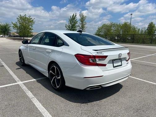 2022 Honda Accord Sport SE