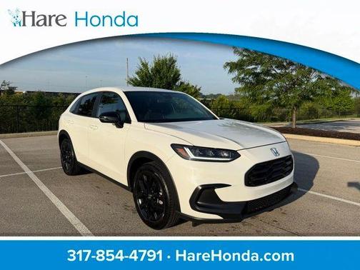 Platinum White Pearl 2024 Honda HR-V Sport